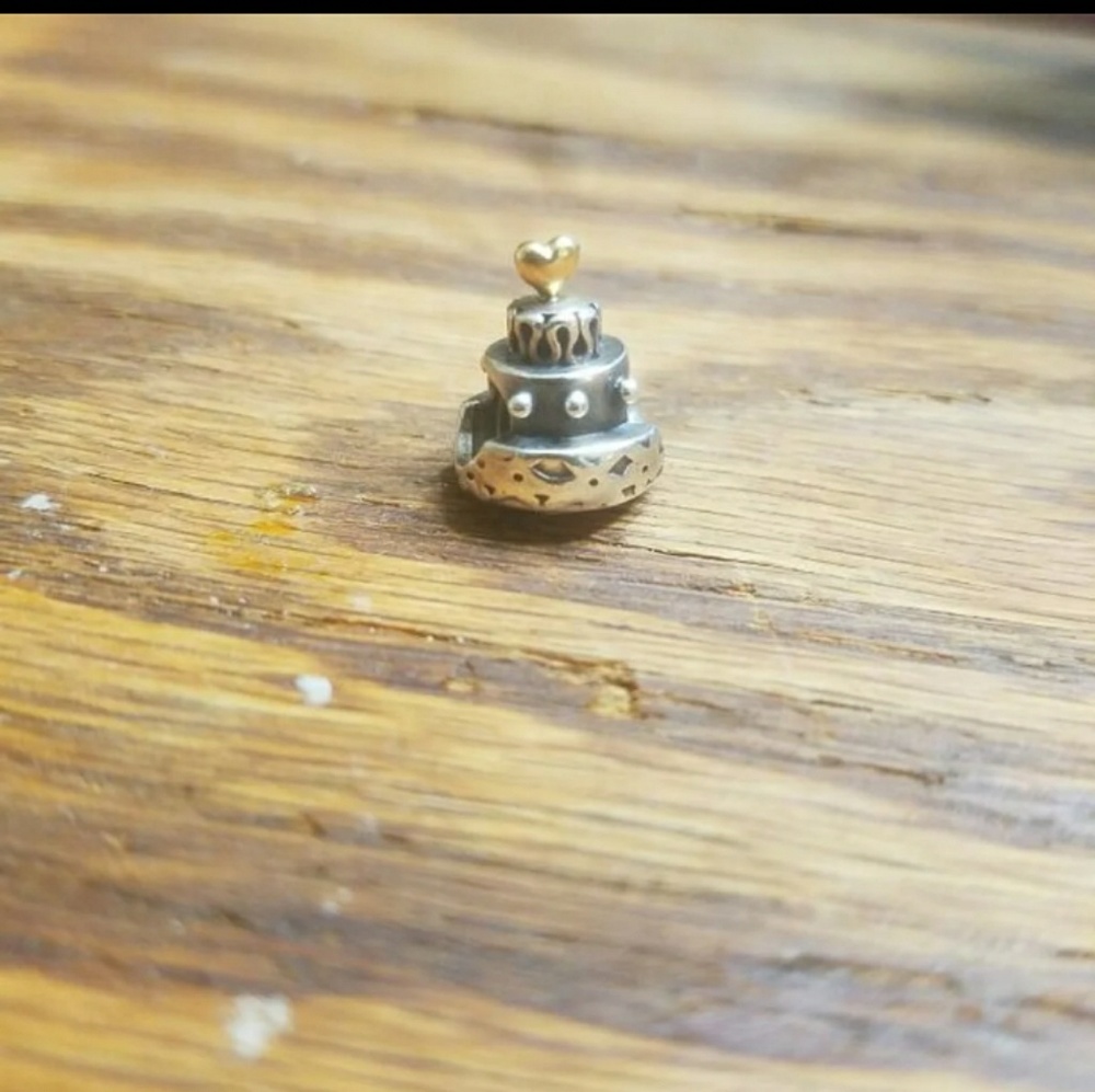 Pandora wedding cake charm
